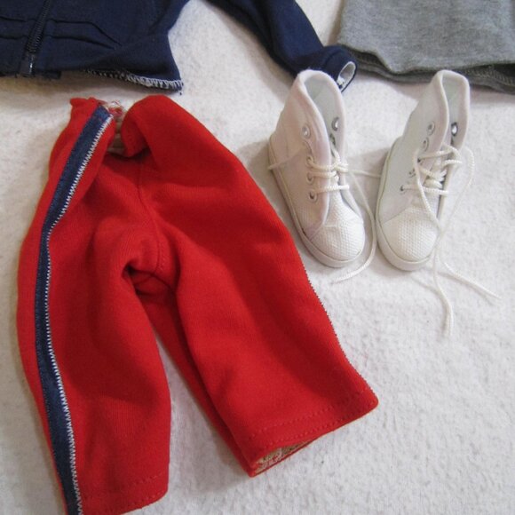 Tonner Matt O’Neill On the Court Athletic Outfit, for 17" Male Fashion Doll - Picture 3 of 8